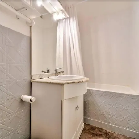 Charming Apt At Notre Dame De Apartamento *