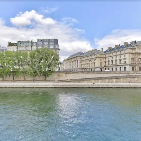 Charming Apt At Notre Dame De Paris