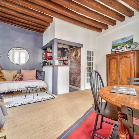 Charming Apt At Notre Dame De 公寓 *